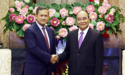 Chủ tịch nước Nguyễn Xuân Phúc tiếp xã giao Đại tướng Hun Manet